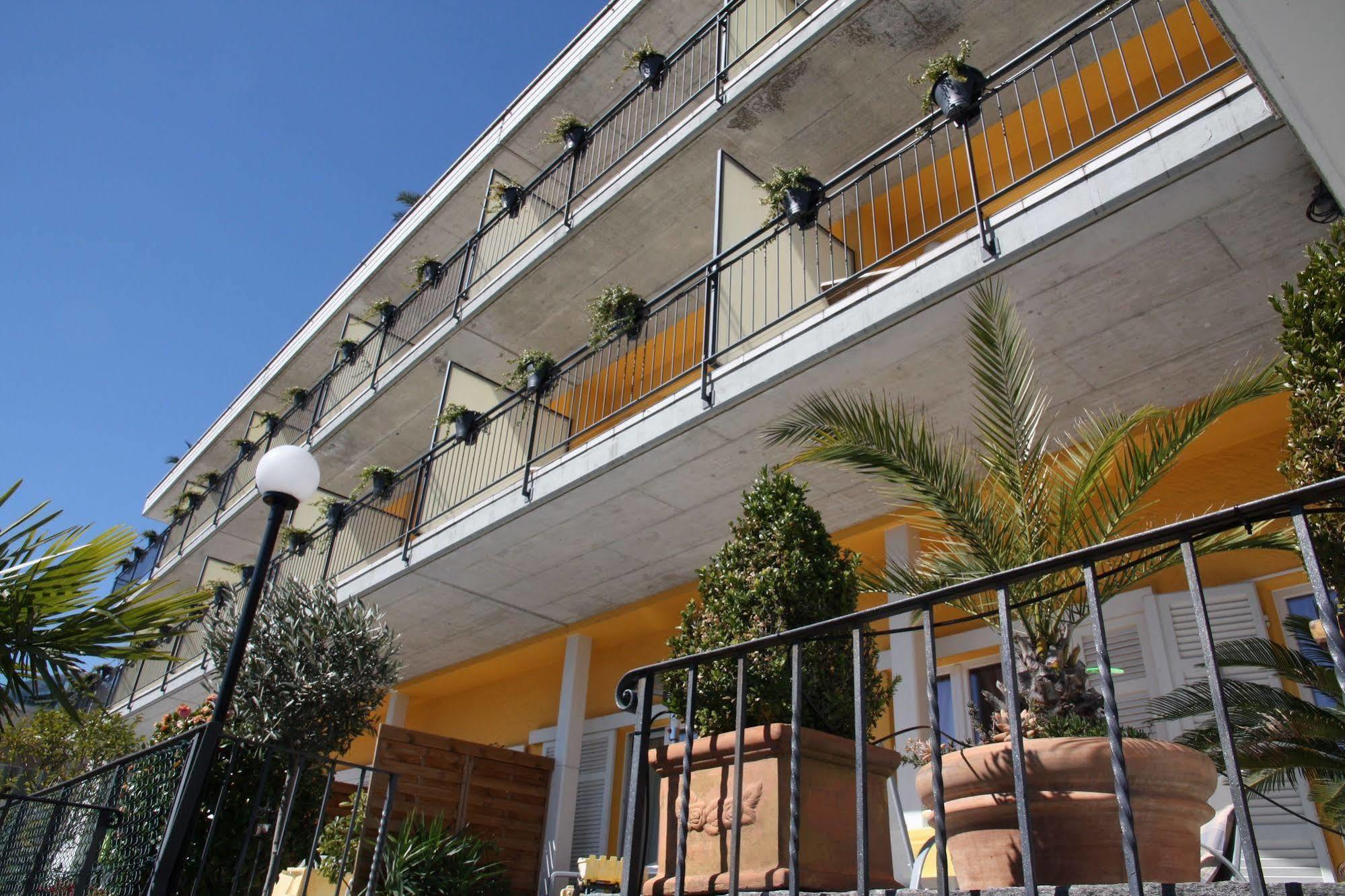 Hotel Garni Morettina Brissago Kültér fotó